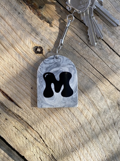 PORTE-CLÉS FORME MARBRÉ